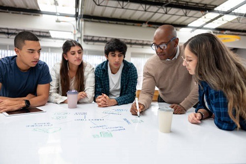 Read more about the article How to Start a Tutoring Business Under $500